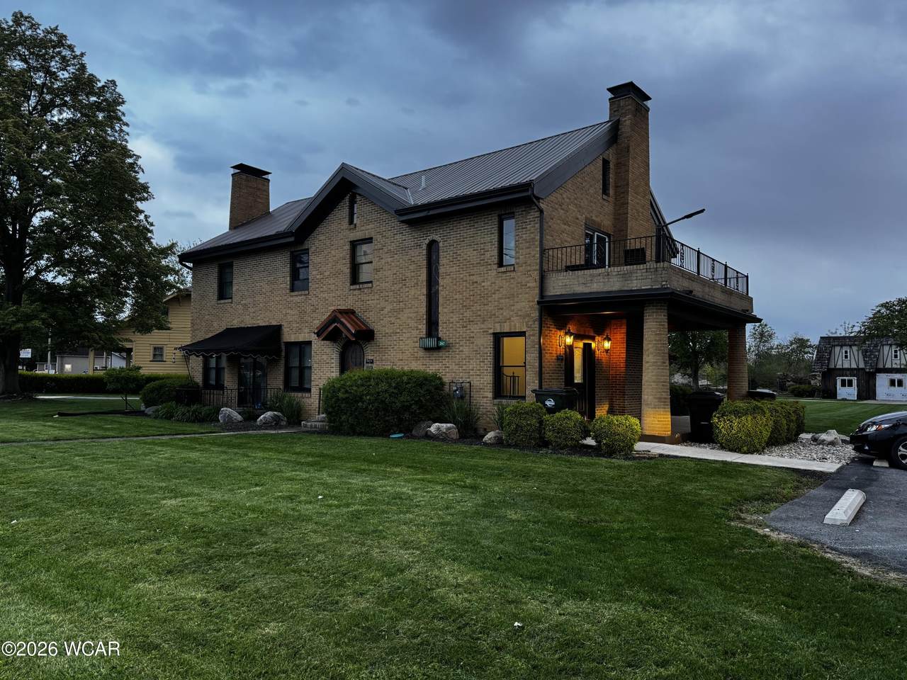 547 Broadway Street - Photo 1