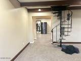 547 Broadway Street - Photo 29