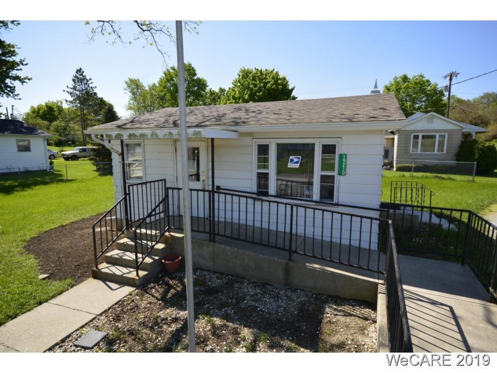 19210 Center Street - Photo 1