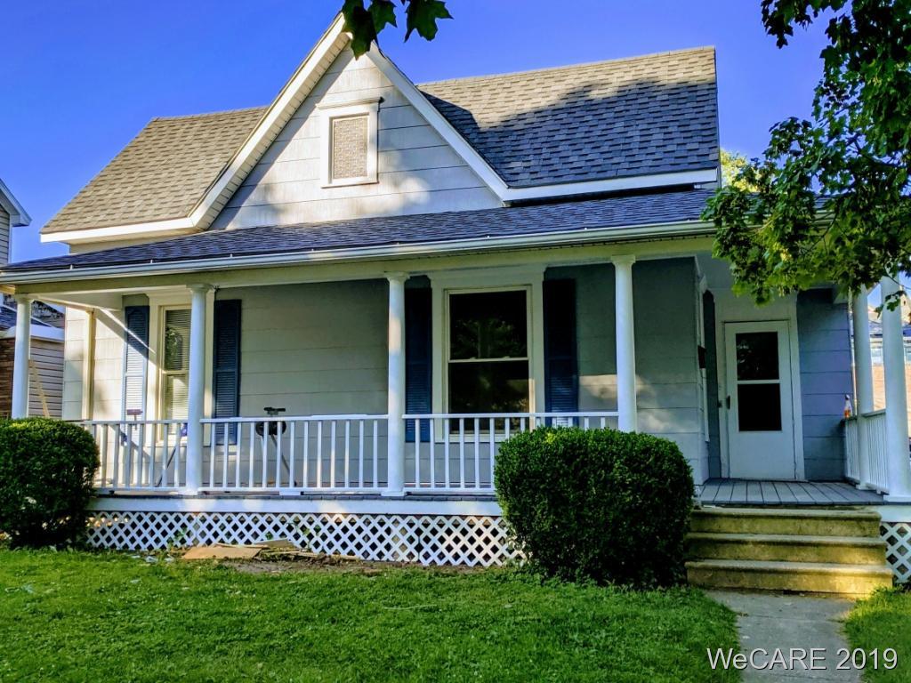 310 Perry - Photo 1