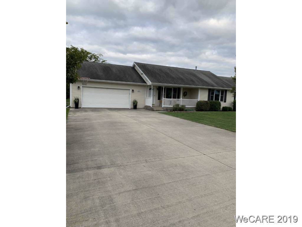 650 William Ave - Photo 1