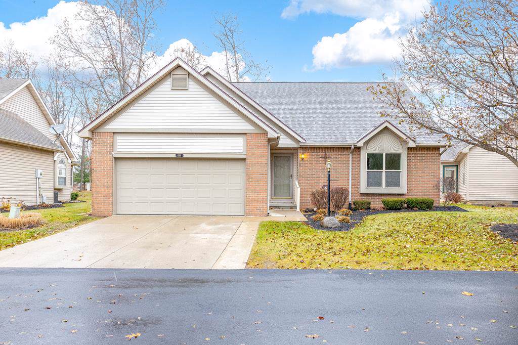 488 Woodside Place - Photo 1
