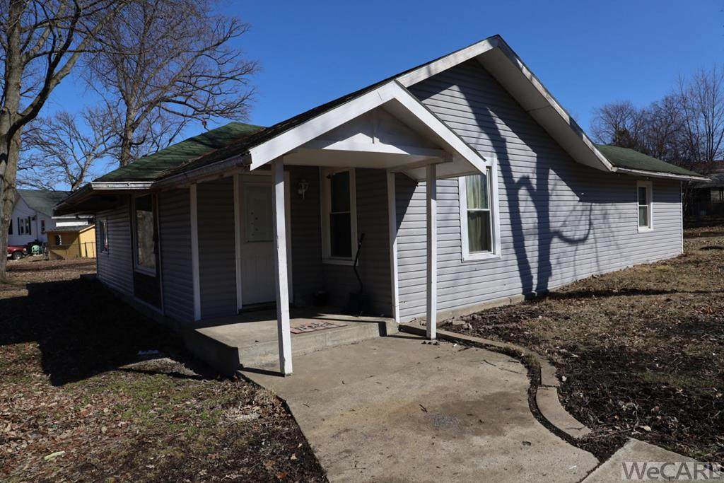 227 Park Ave - Photo 1