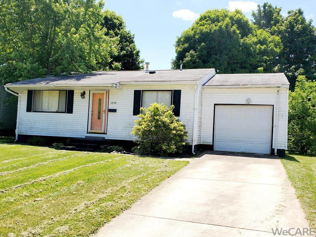 1310 Essex - Photo 1