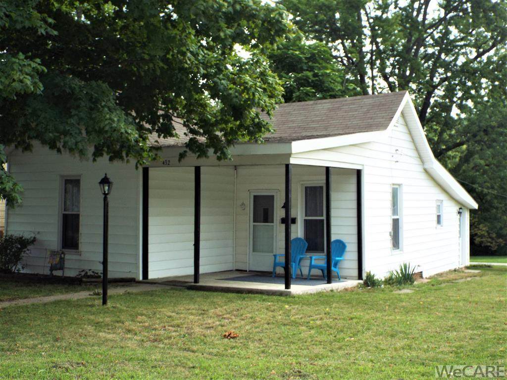 432 Front - Photo 1