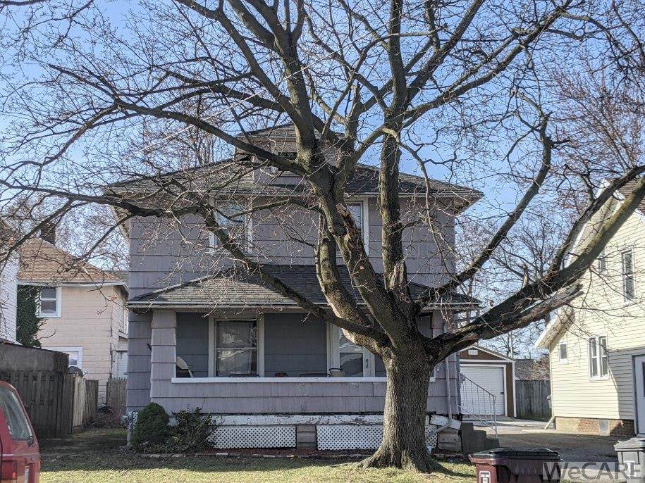 607 Grand Ave., W. - Photo 1