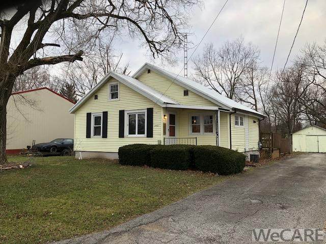2421 Mcdonel Street N - Photo 1