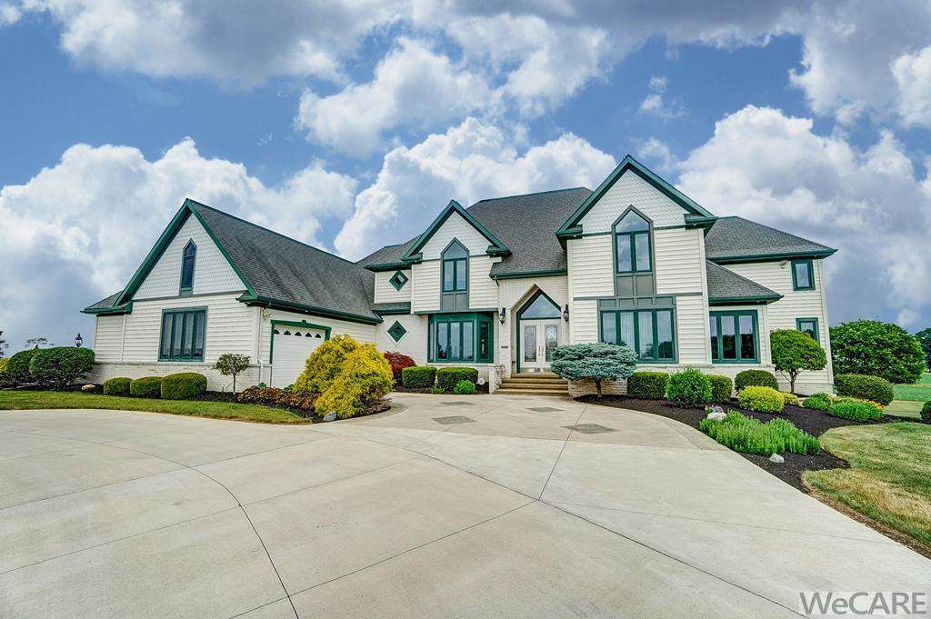 902 Township Road 262 - Photo 1