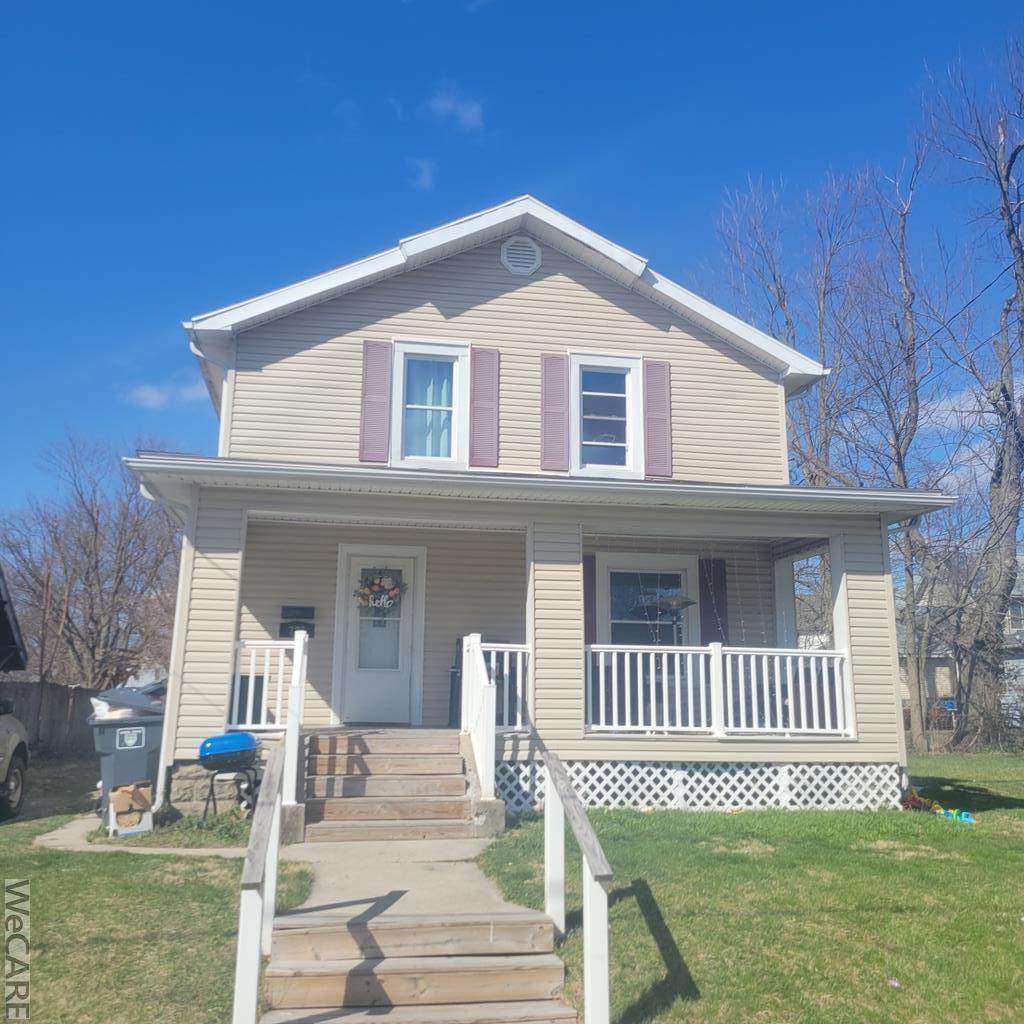 727 East Eureka - Photo 1