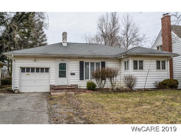 1826 Hillcrest Dr - Photo 1