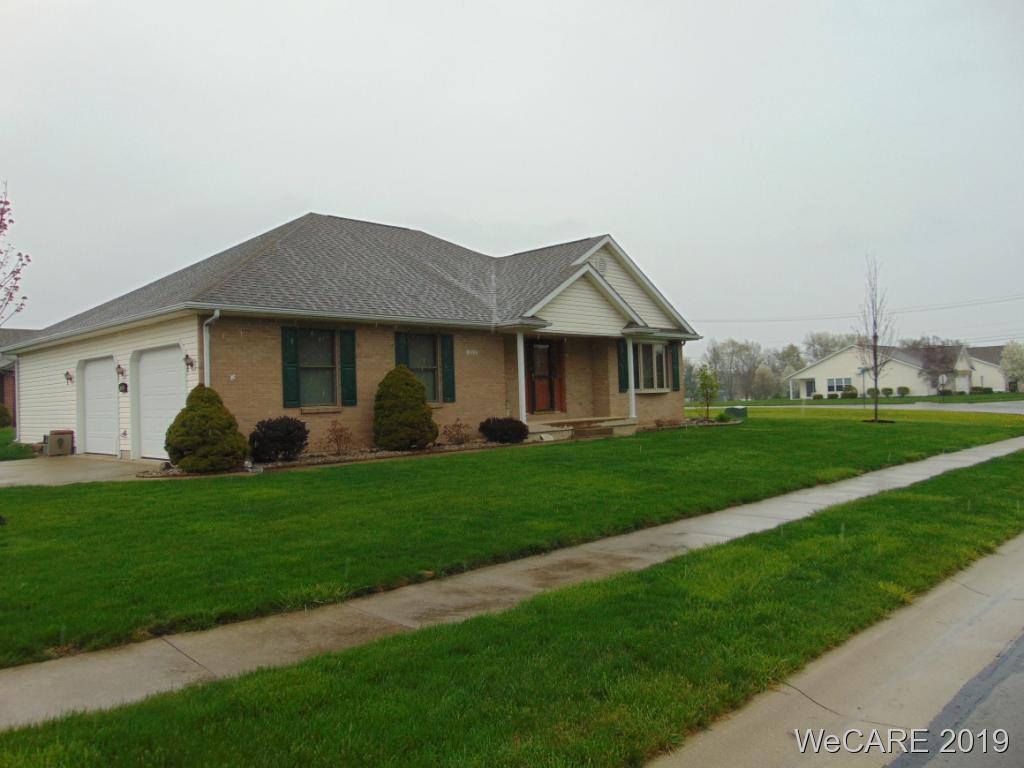 1512 Klosterman - Photo 1