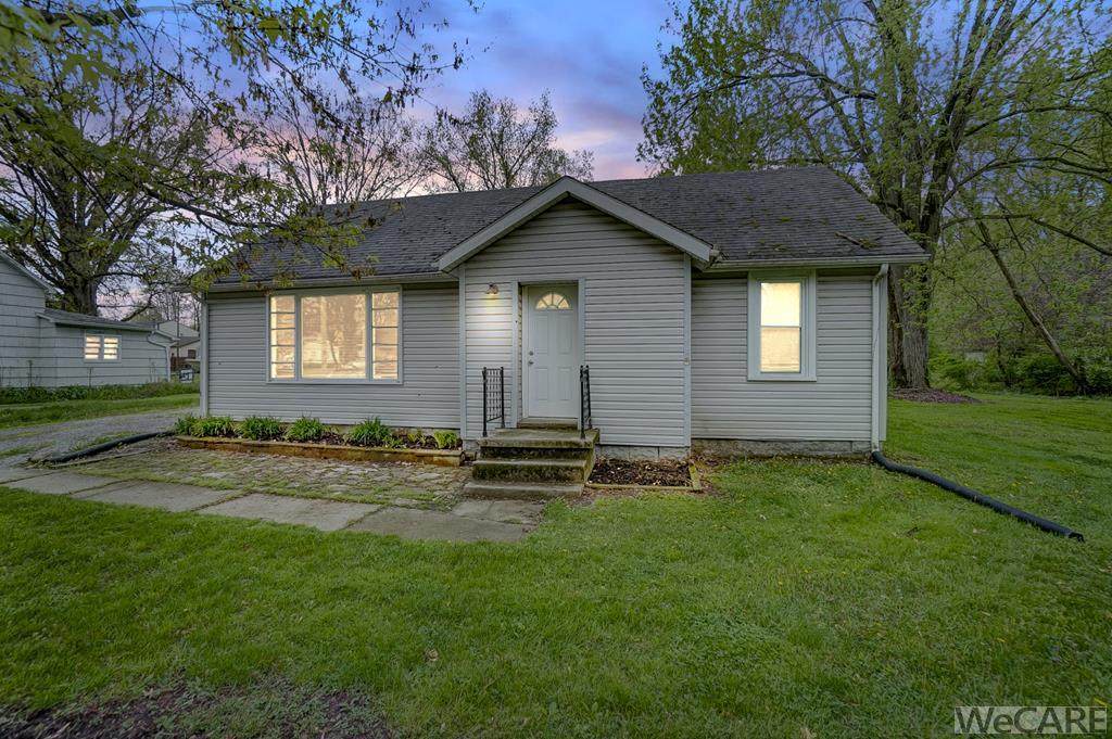 595 St Clair Ave - Photo 1