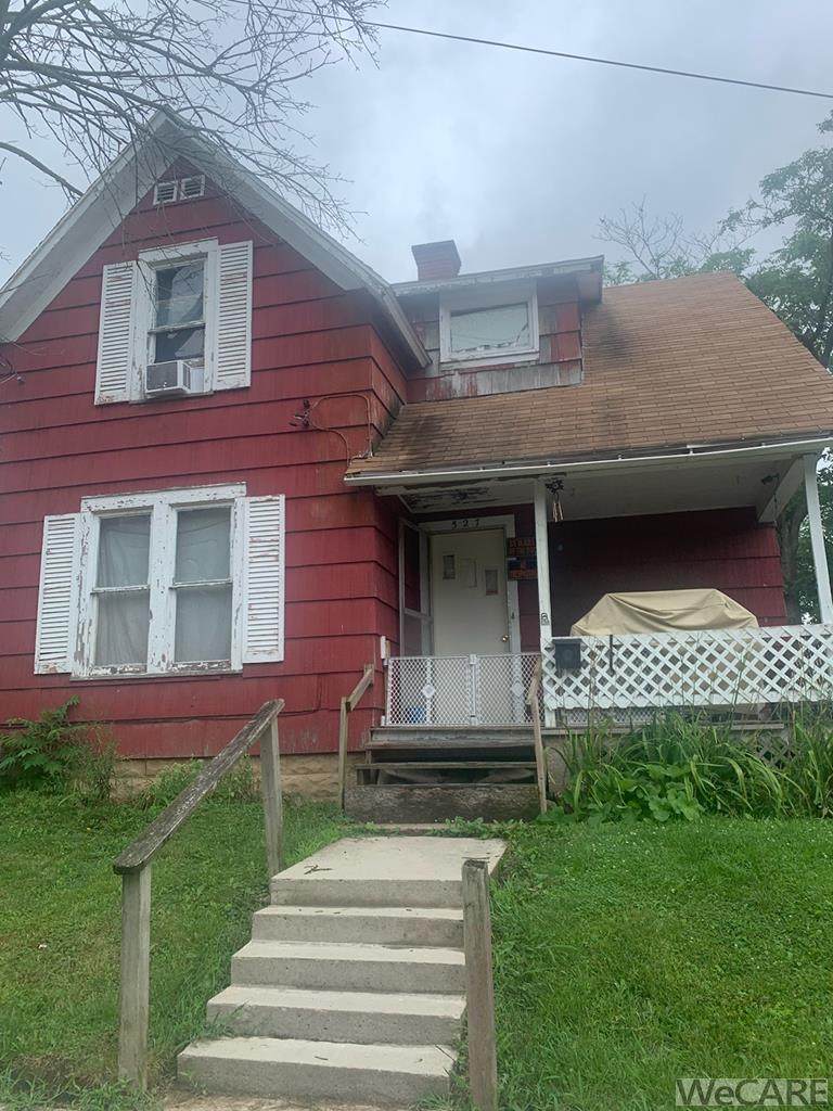 527 Woodward - Photo 1