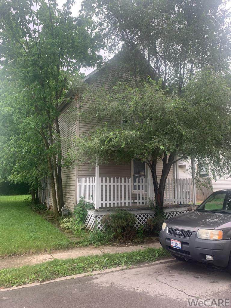 816 Baxter St., N. - Photo 1