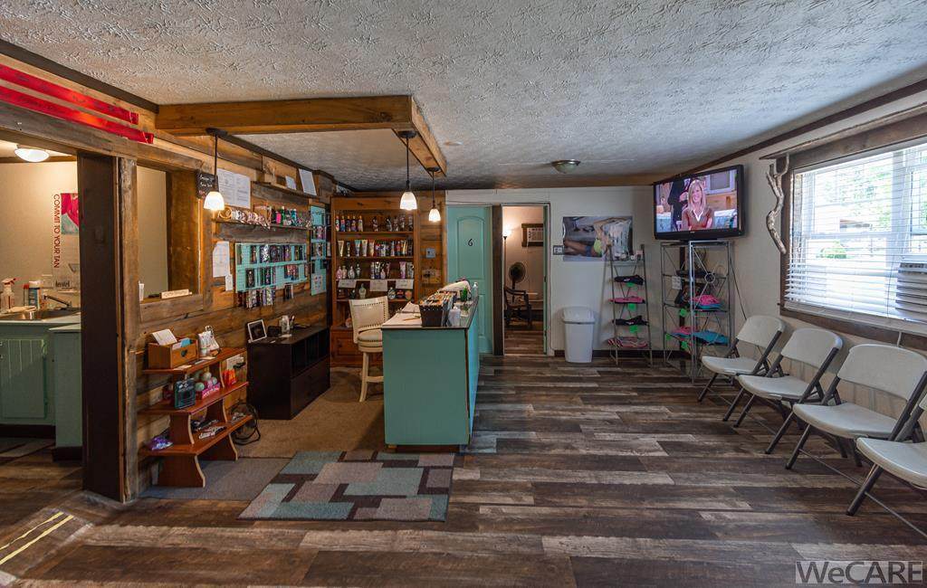 503 Decatur - Photo 1