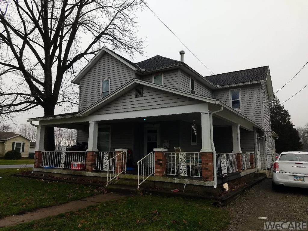 1136 Second Street - Photo 1