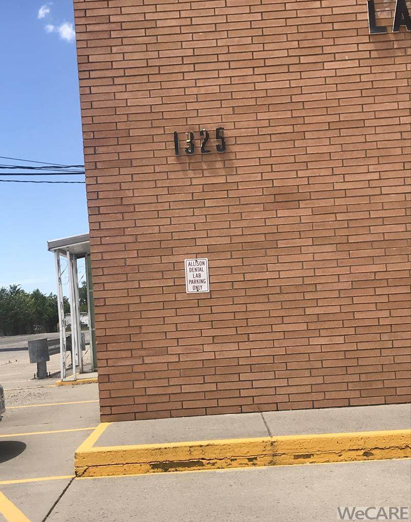 1325-31 Cole St N - Photo 1