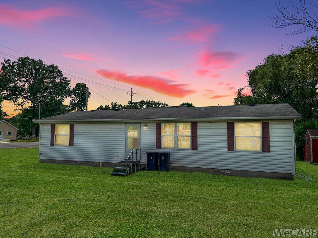 1408 W Robb Ave - Photo 1