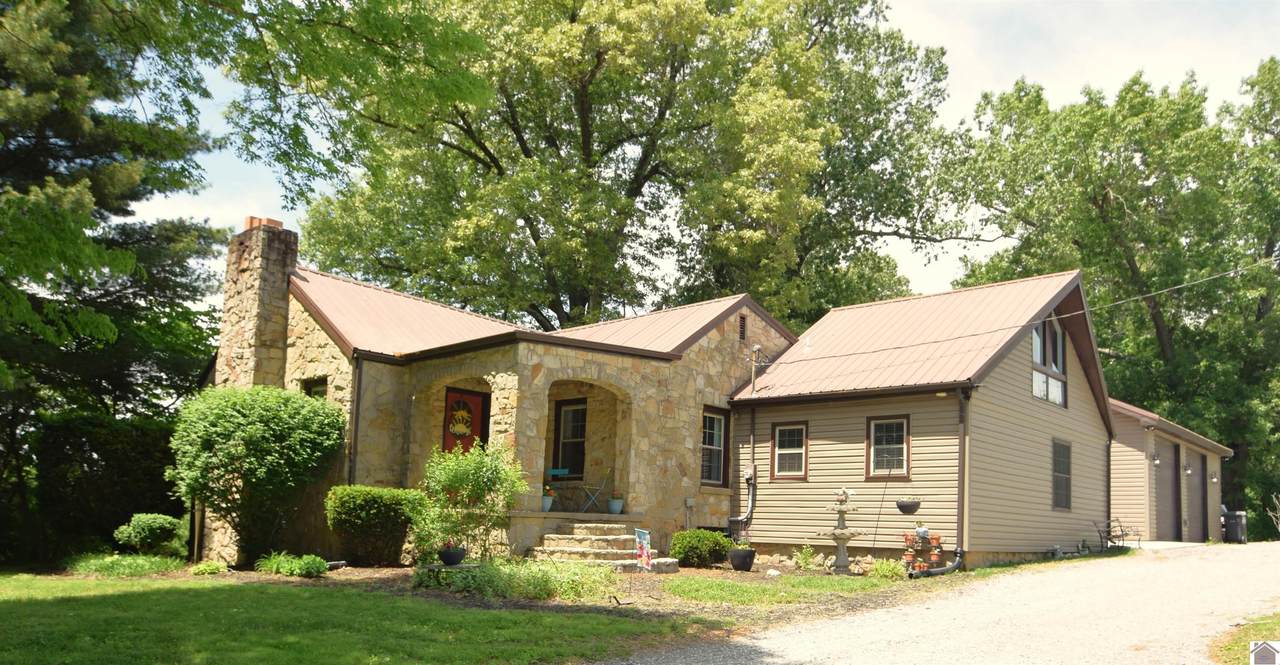 4625 Lovelaceville Road - Photo 1