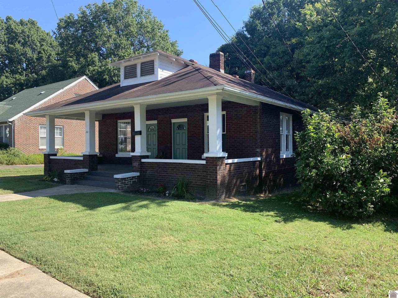 303 West - Photo 1