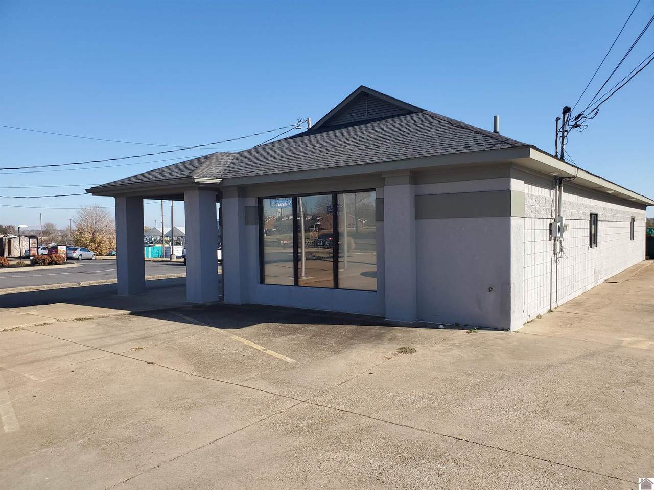 1214 Paris Road - Photo 1