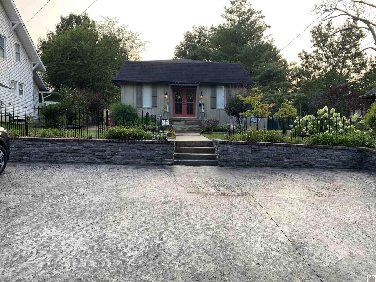 517 1st Street - Photo 1