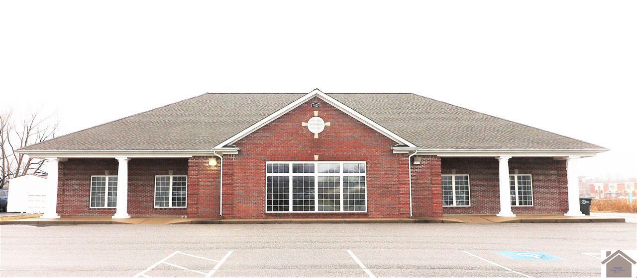 4625 Falconcrest Drive - Photo 1