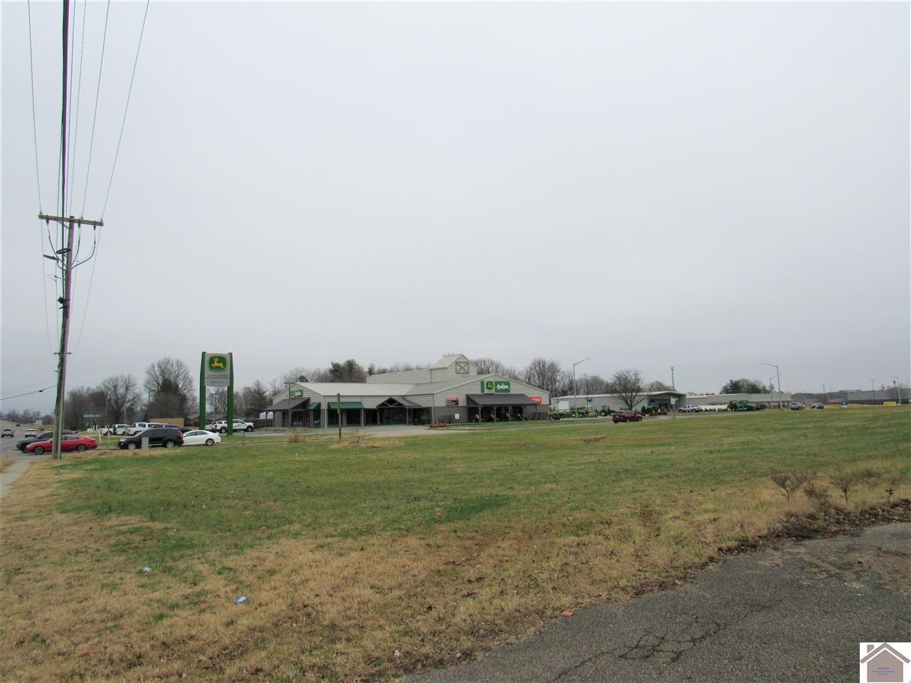 3685 James Sanders Blvd. - Photo 1
