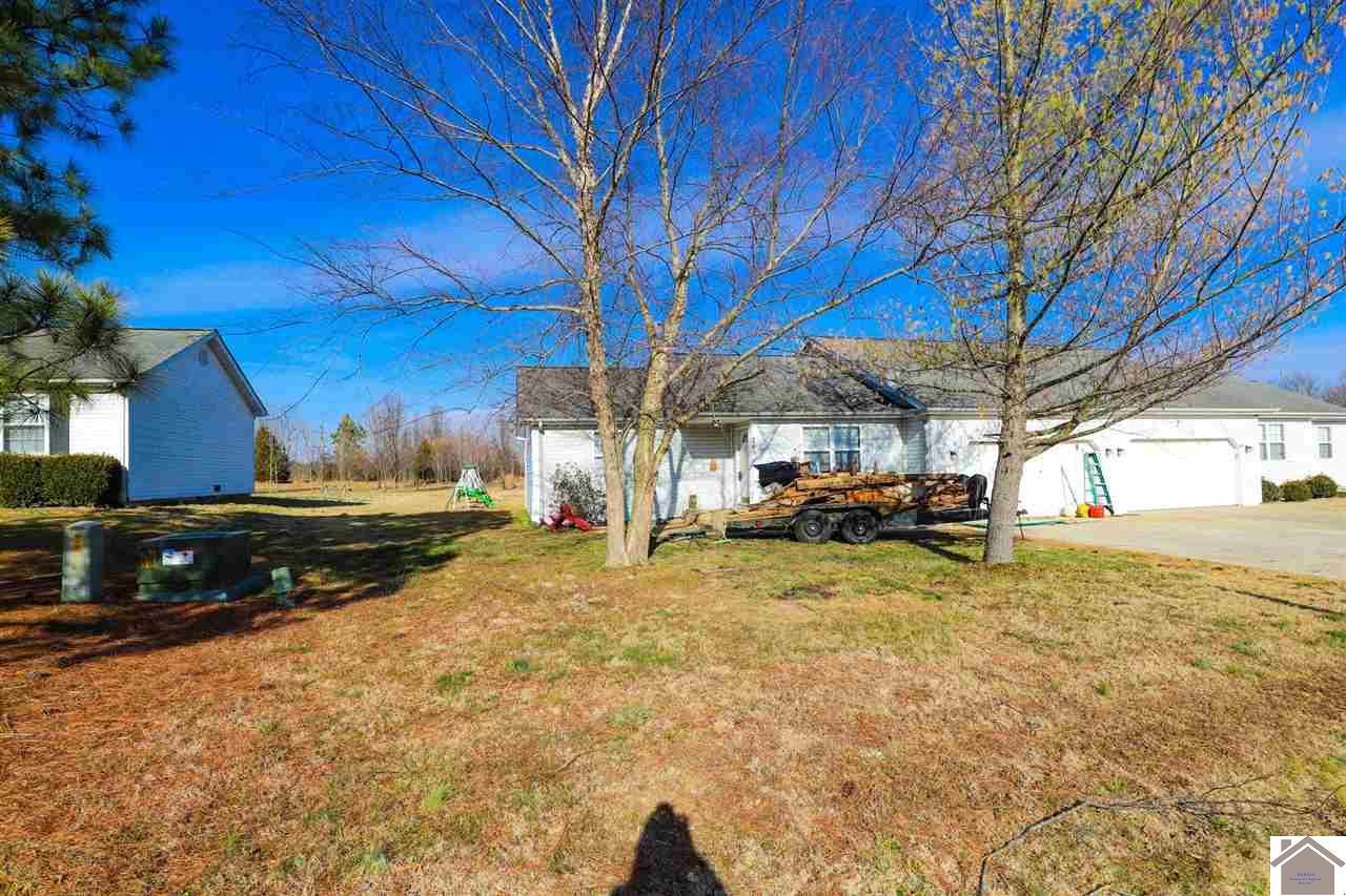265 Foster - Photo 1