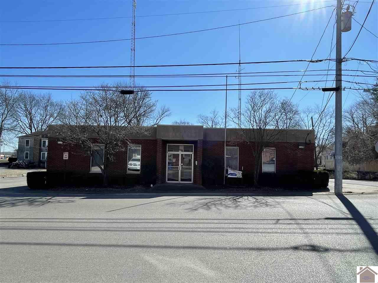 407 Poplar Street - Photo 1
