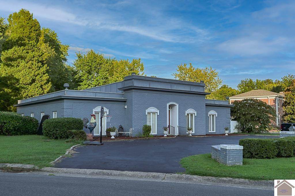 3530 Marlborough Way - Photo 1