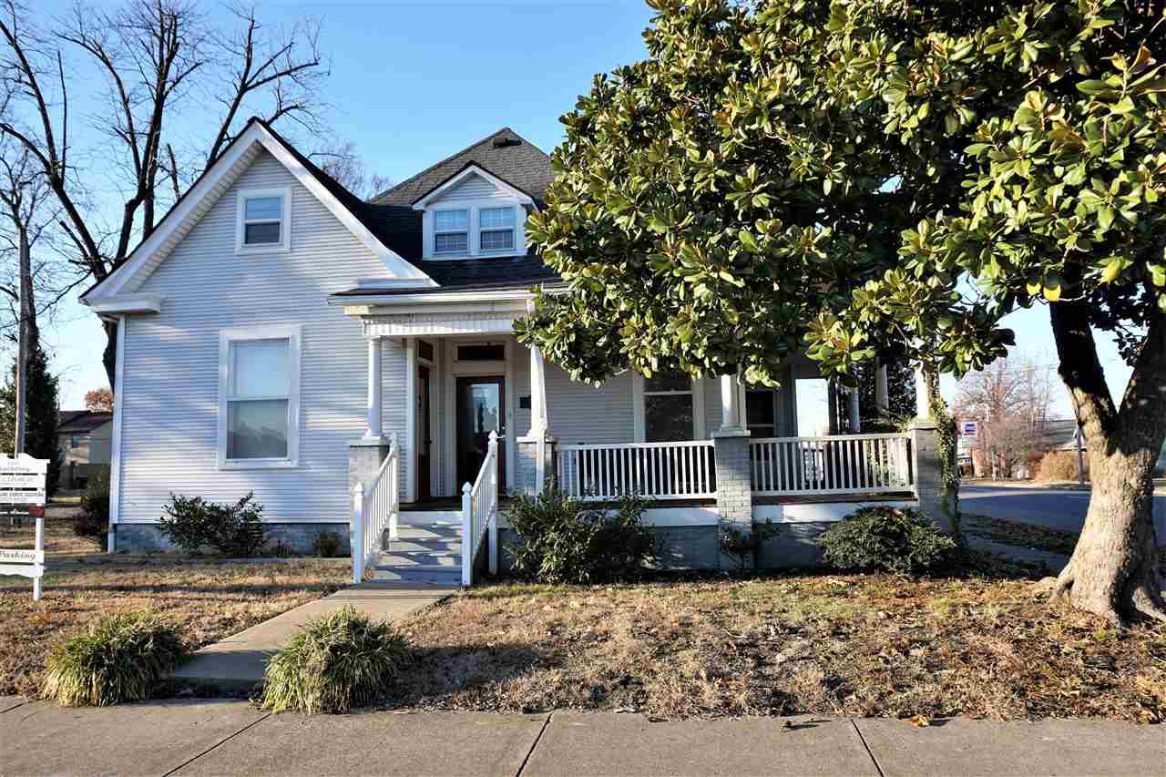 401 Madison - Photo 1