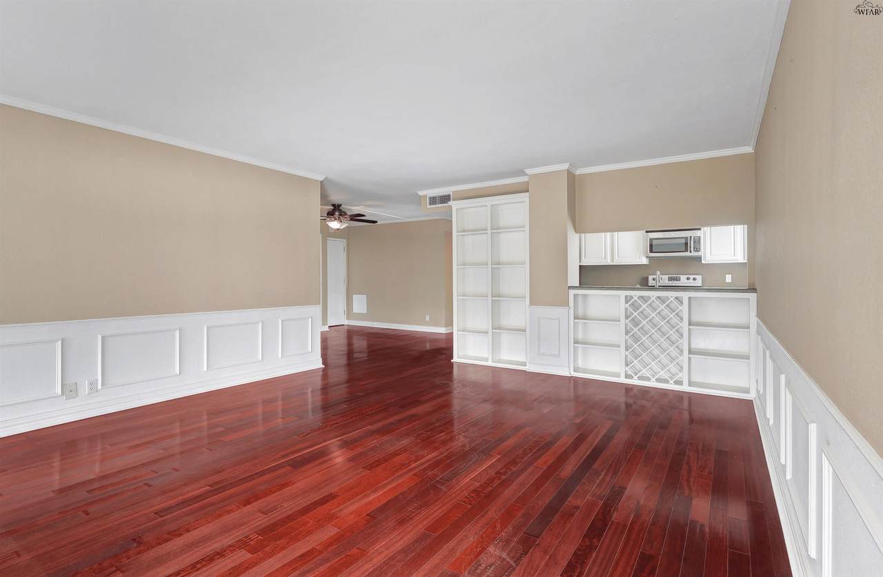 2100 Santa Fe Street - Photo 1