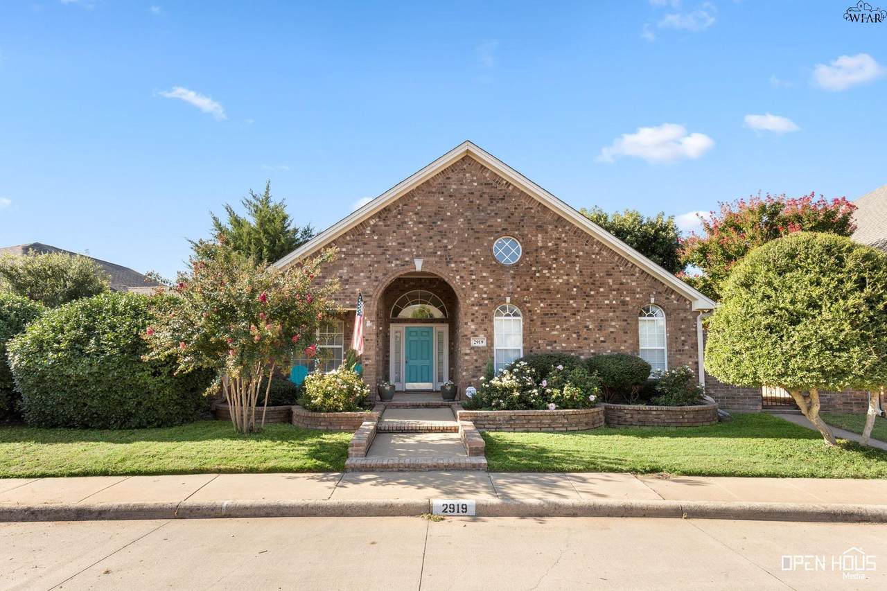 2919 Loma Linda Lane - Photo 1