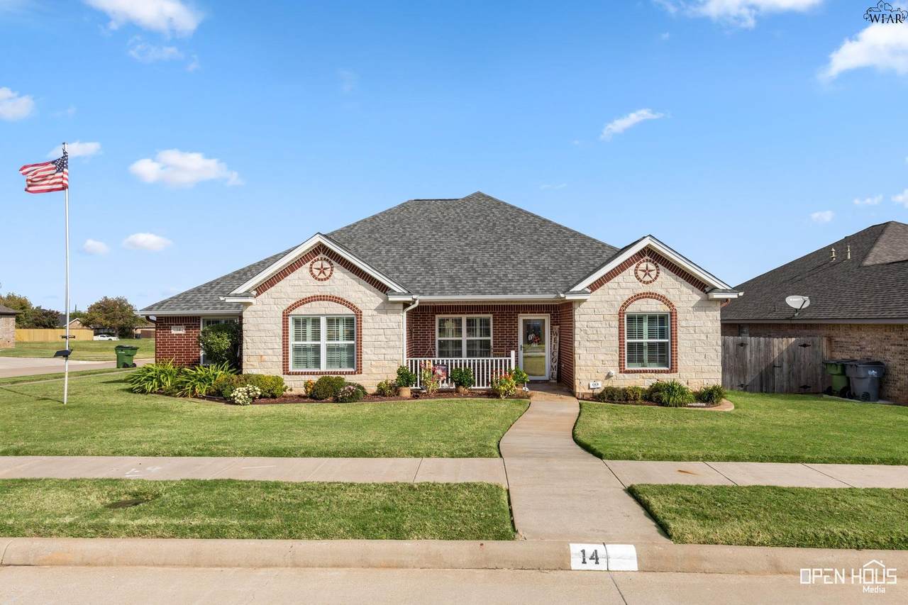 14 Freedom Circle - Photo 1