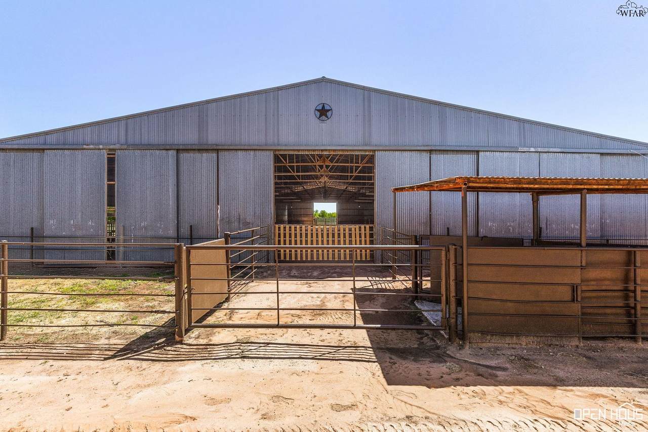 3613 Fm 367 - Photo 1