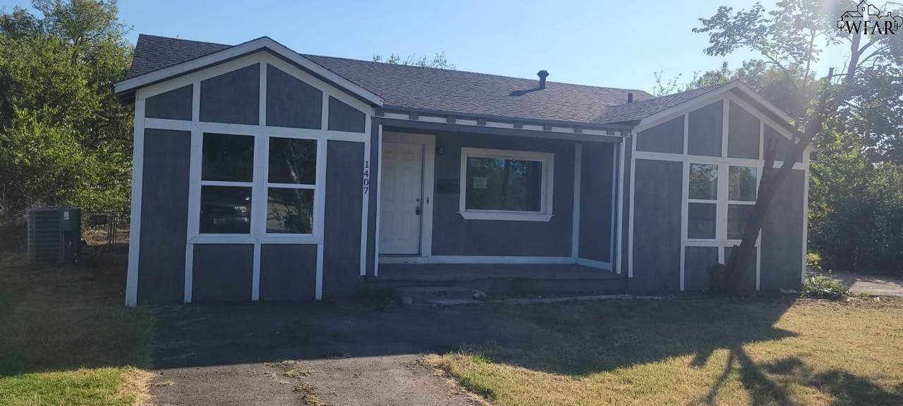 1407 Borton Street - Photo 1