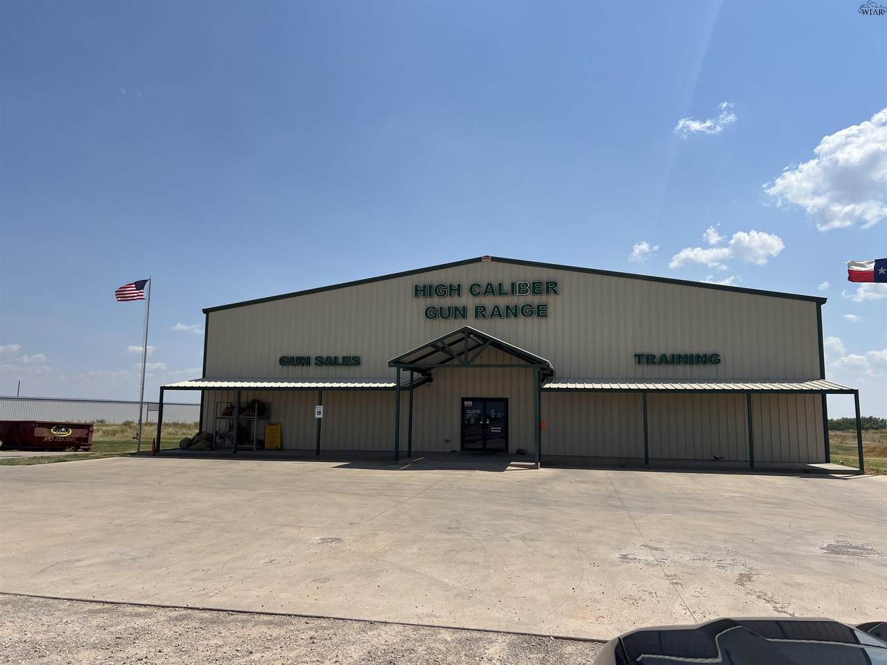 7475 Central Freeway - Photo 1