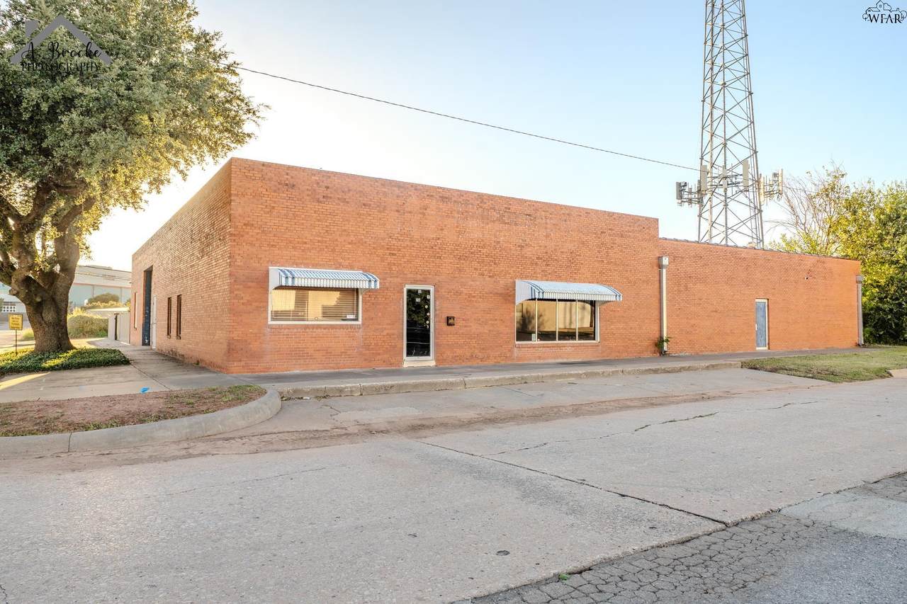218 Indiana Avenue - Photo 1