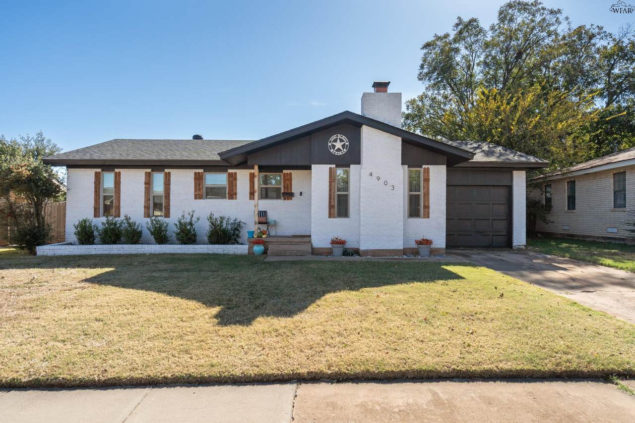 4903 Lindale Drive - Photo 1