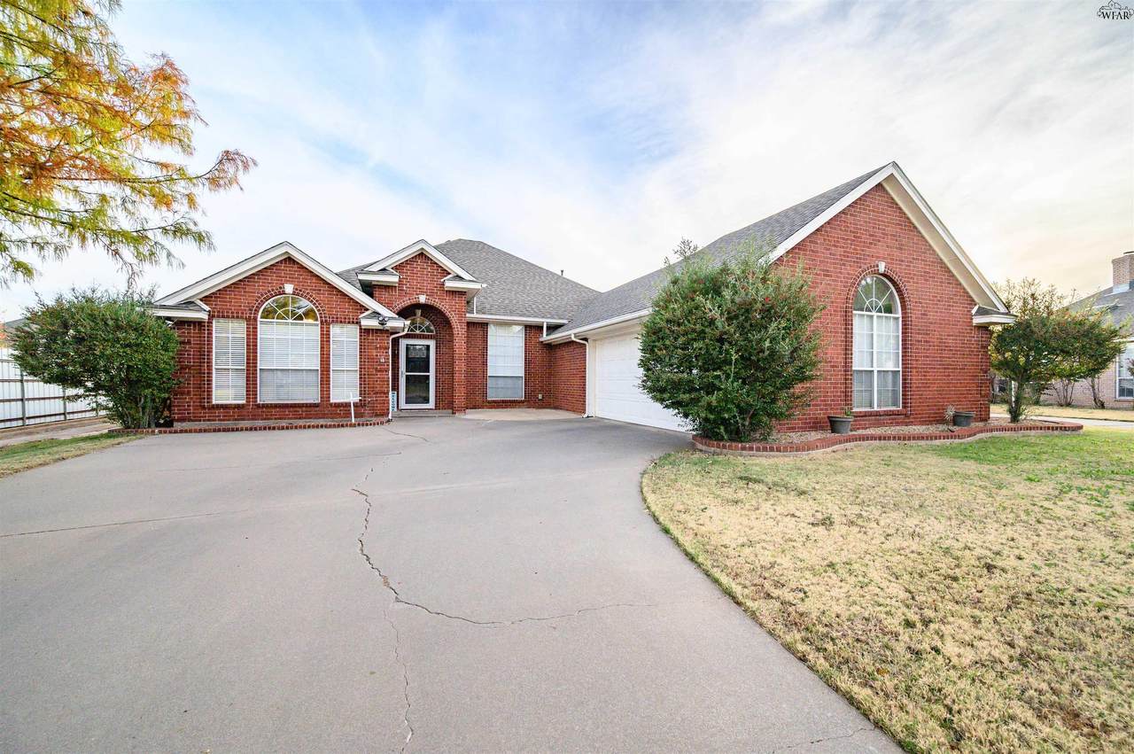 3022 Whitehall Lane - Photo 1