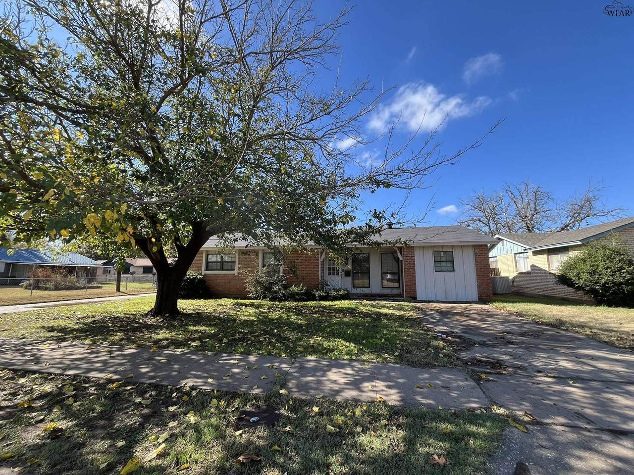 5130 Parklane Drive - Photo 1