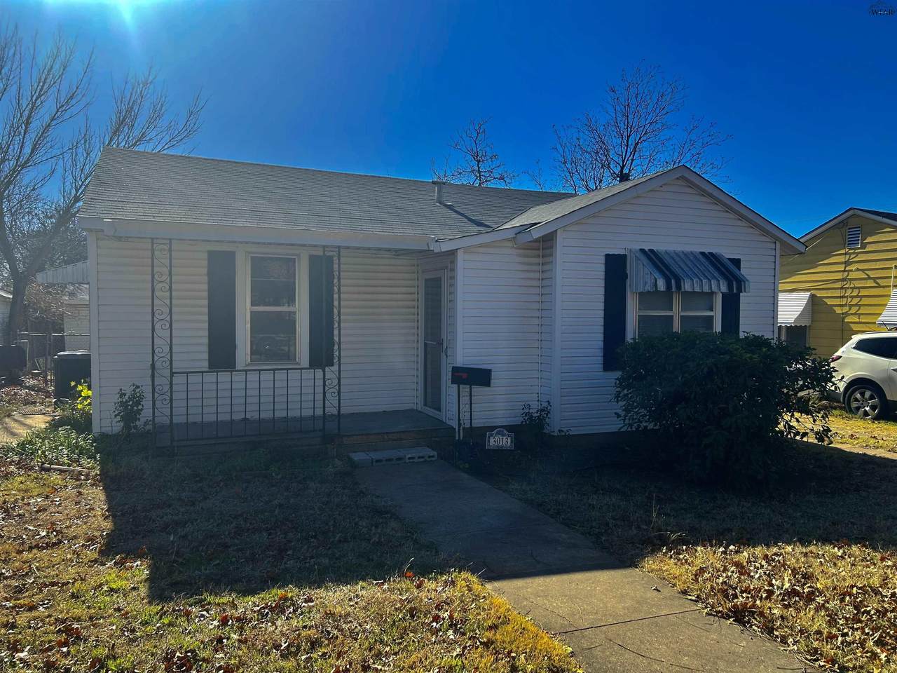 3013 Avenue Q - Photo 1