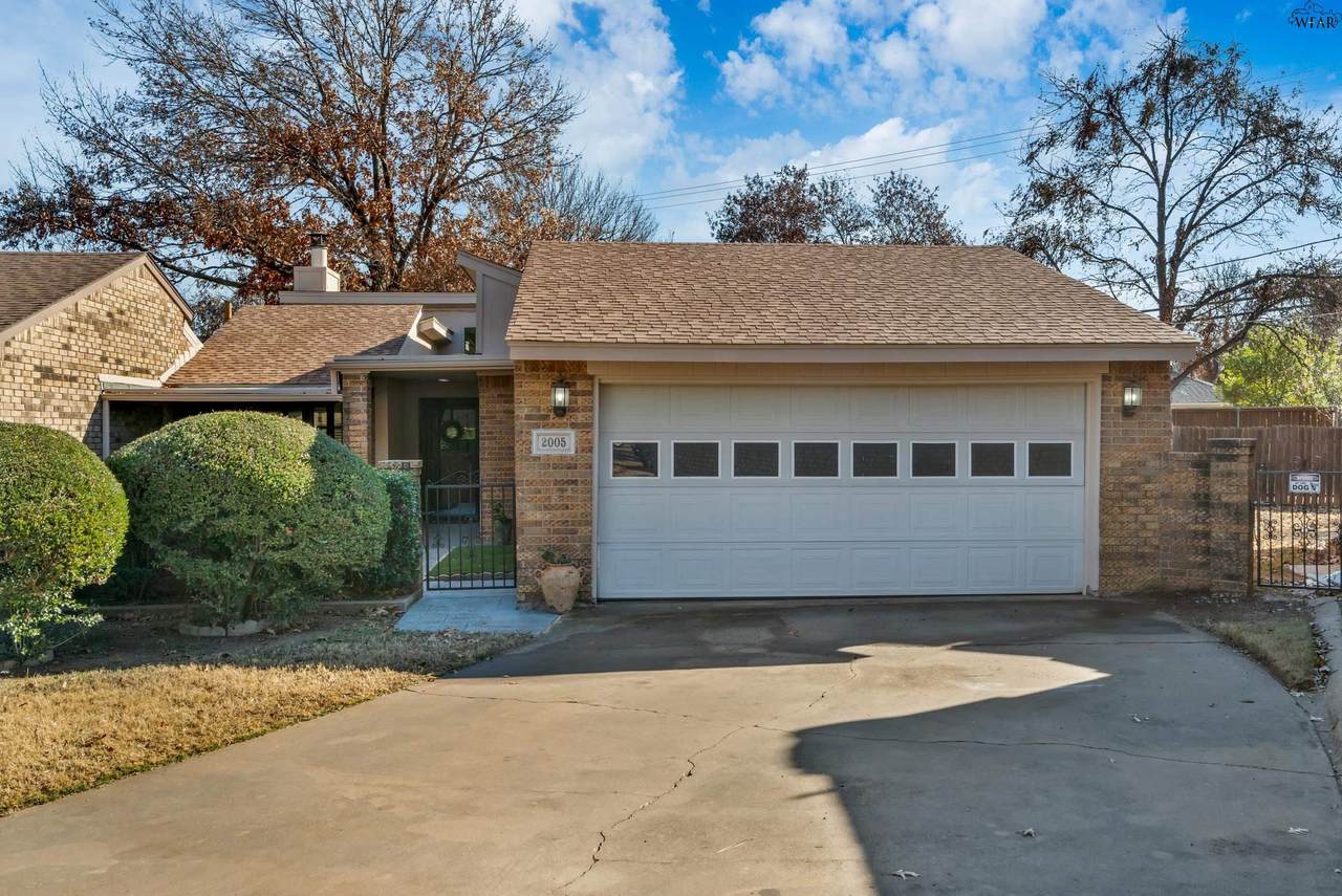 2005 Heather Lane - Photo 1