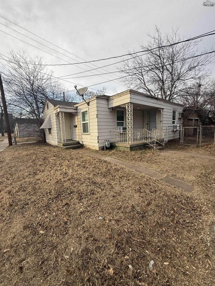 3102 Avenue K - Photo 1