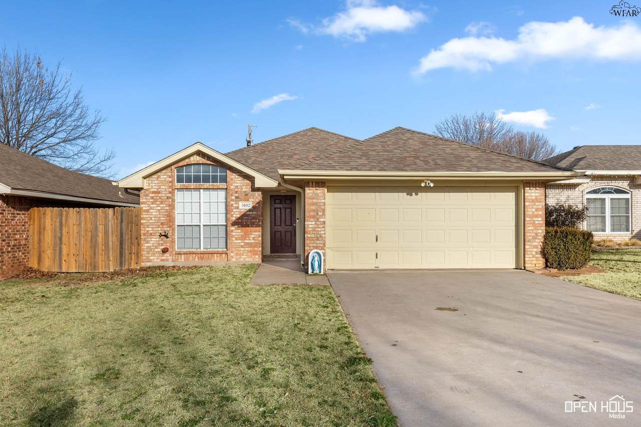 5102 Untalan Street - Photo 1