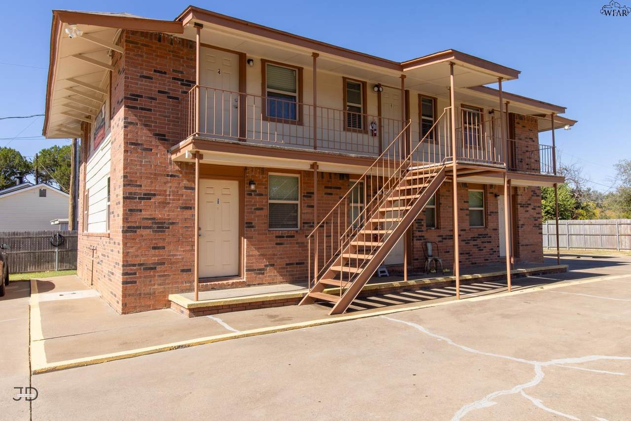 1704 Fairfax Avenue - Photo 1