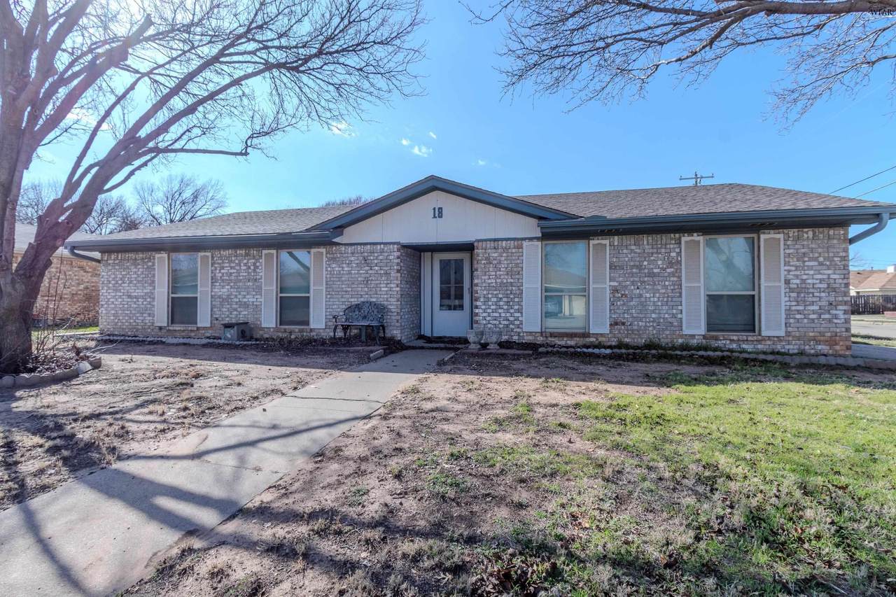 18 Anita Lane - Photo 1
