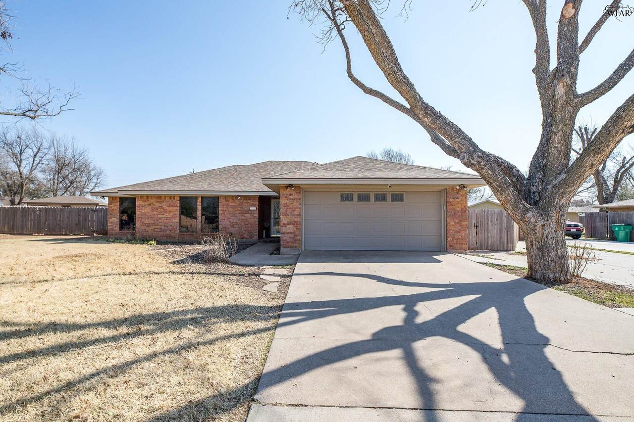309 Windjammer Way - Photo 1