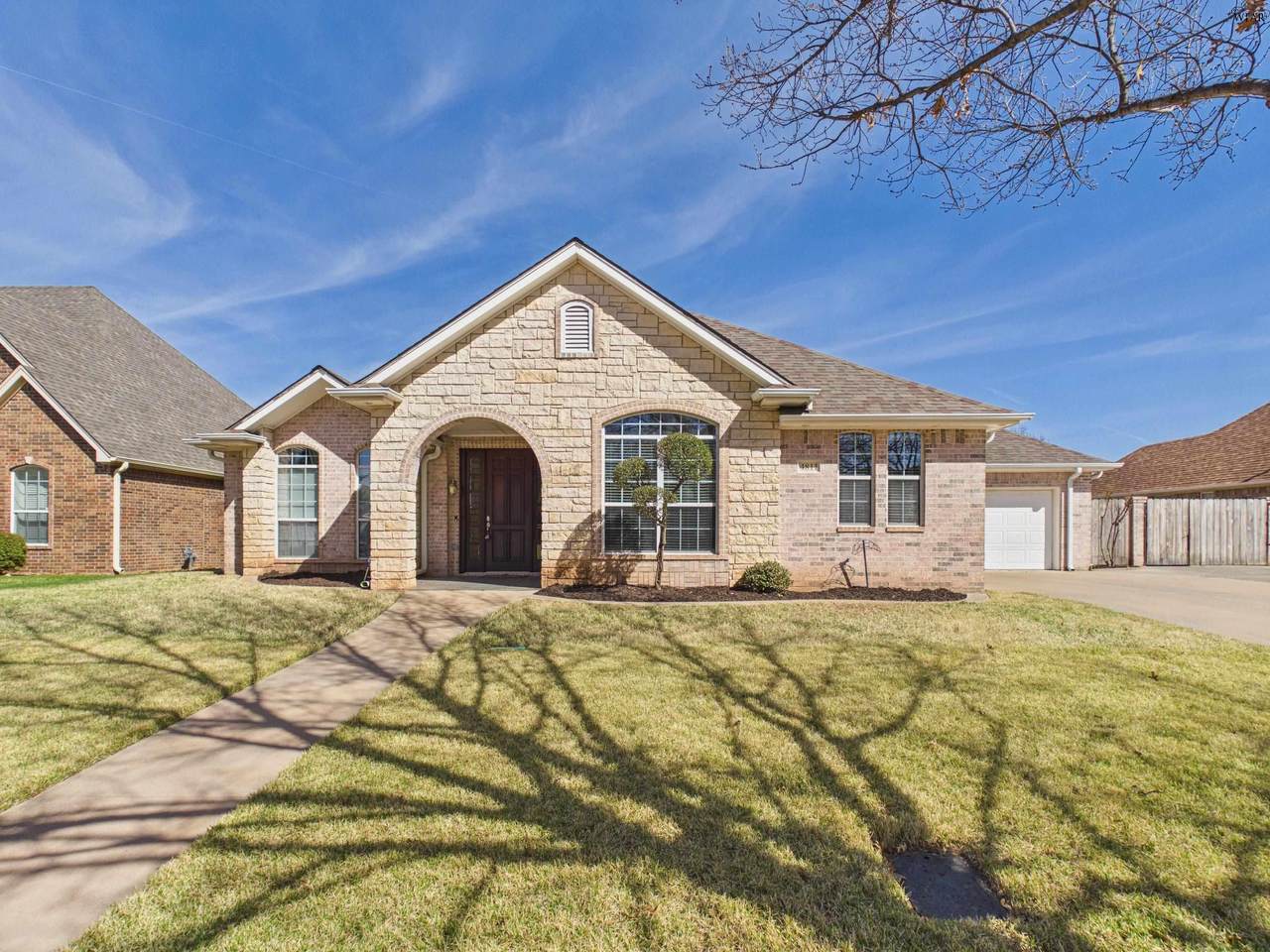 4811 Bridge Creek Drive - Photo 1